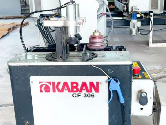 KABAN CF 3060 Автоматически станок для фрезеровки торца импоста на 2 фрезы