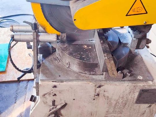 GEMMA GROUP TR1-400 Одноголовочный отрезной станок для производства окон ПВХ