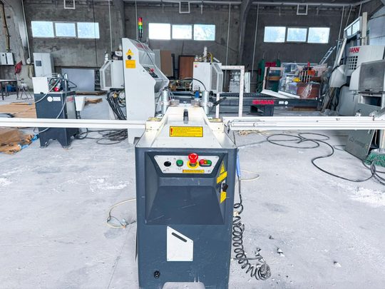 KABAN AD 1050 Станок для резки штапика для производства пластиковых окон