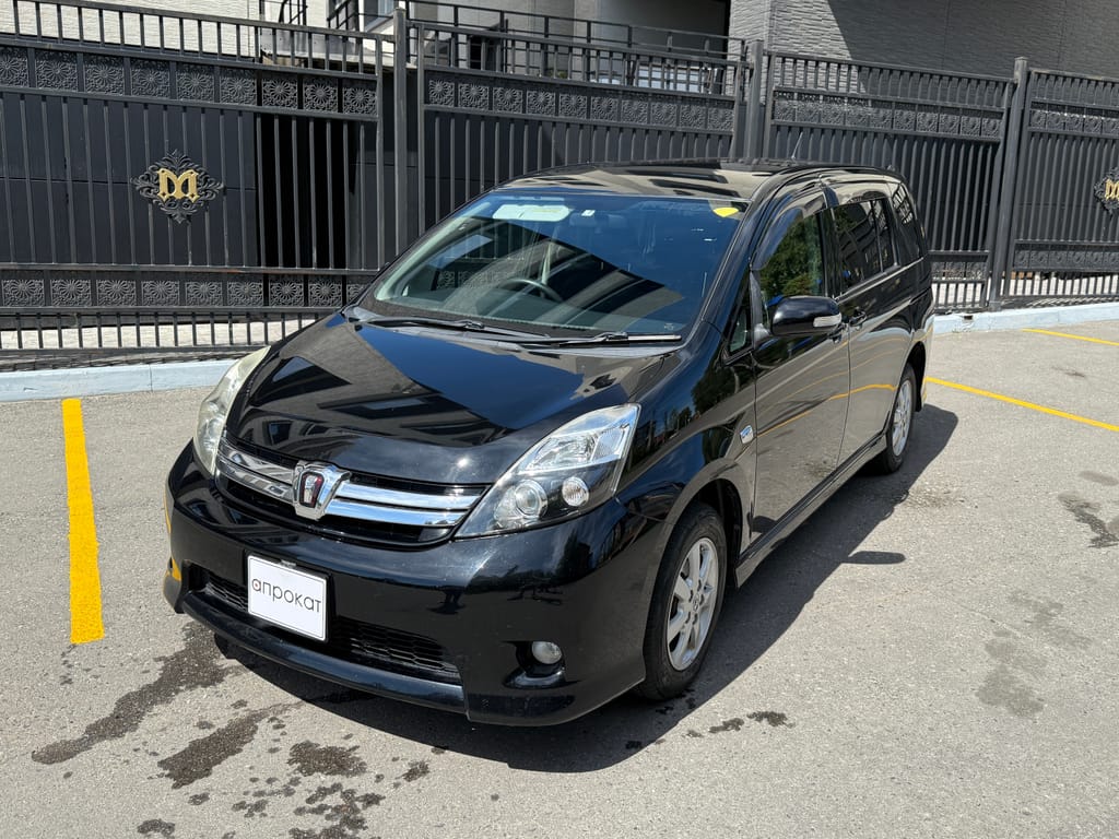 Toyota ISis 2011 — аренда и прокат в Иркутске | А-Прокат