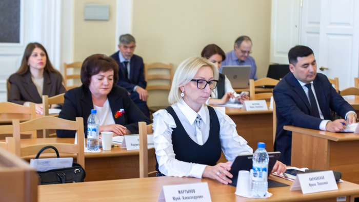 комитет по социальной политике ЗС 16 апреля 2026