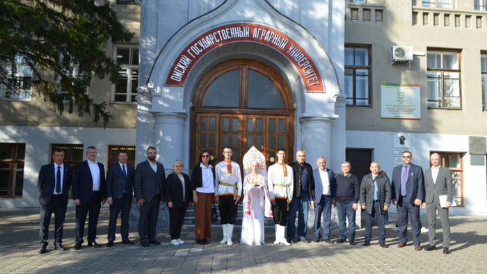 ОмГАУ