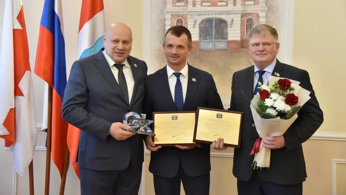 Шелест меценаты