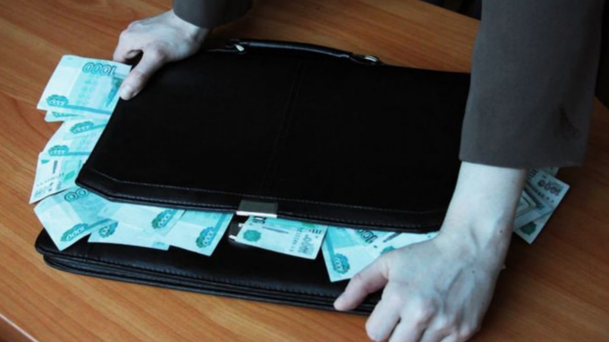 Two alleged organizers detained over violent robbery in Omsk