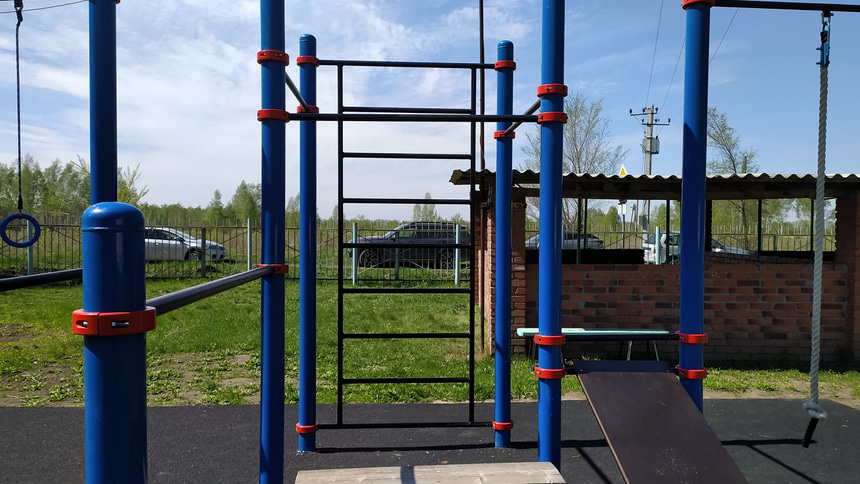 спортплощадка