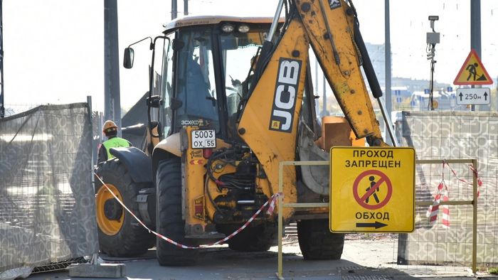 ремонт дорог, трактор, ремонт тротуаров