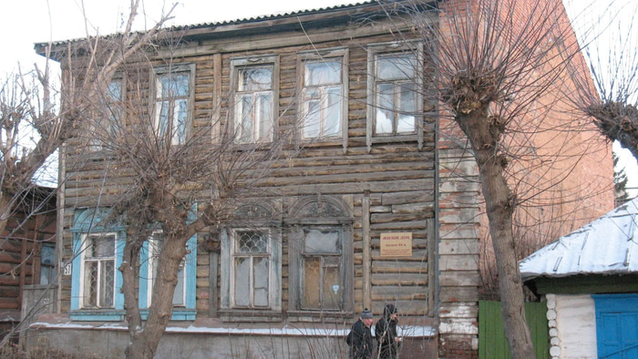 Дома-памятники_Учебная, 57