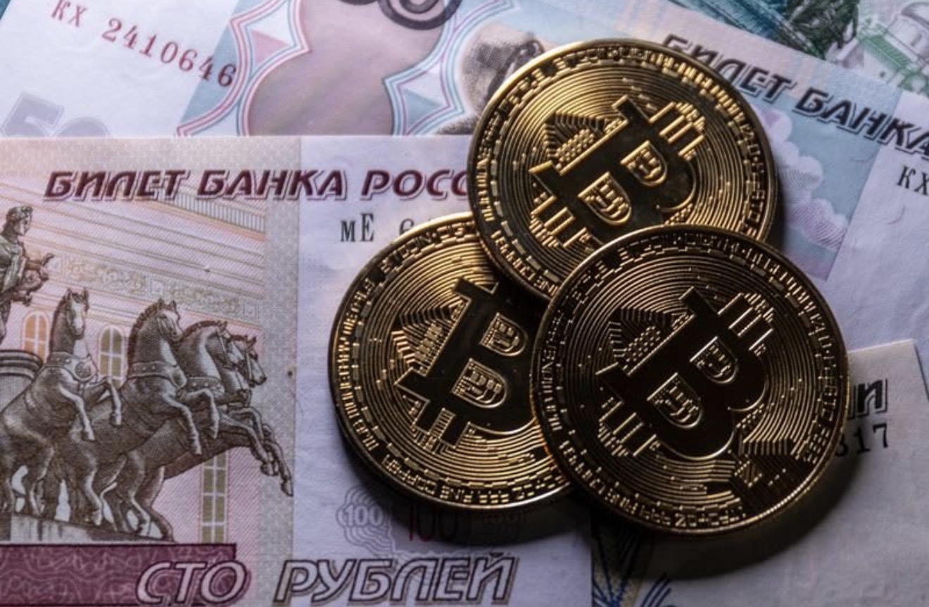 Ruble Stablecoin A7A5 Outpaces Major Cryptocurrencies Despite Sanctions.