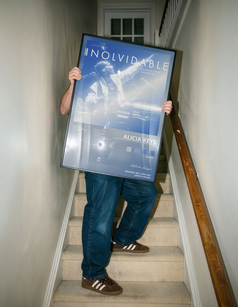 Music poster: Alicia Keys - Inolvidable Buenos Aires Argentina Live from Movistar Arena Buenos Aires Argentina