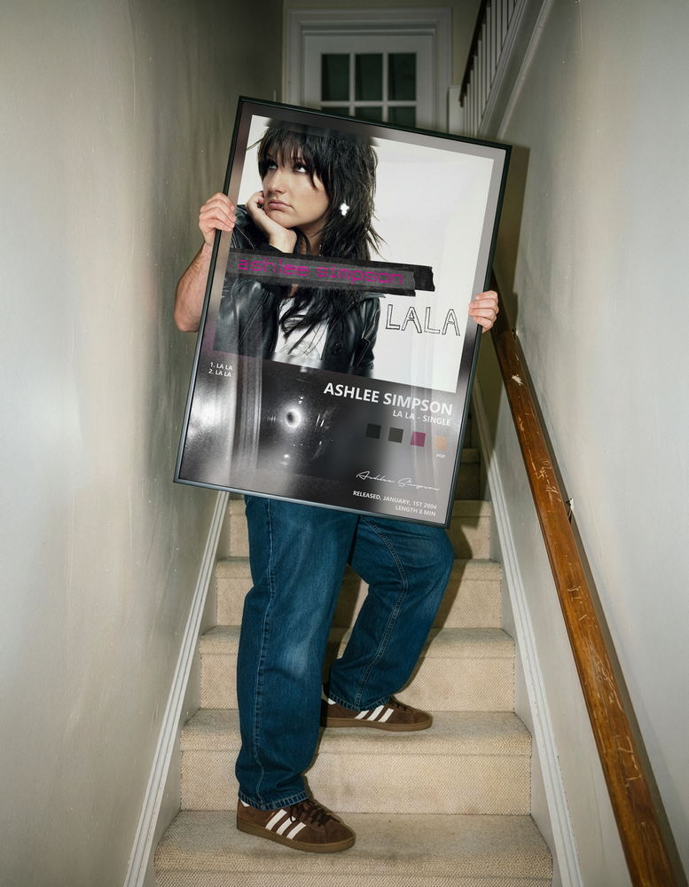 Music poster: Ashlee Simpson - La La - Single