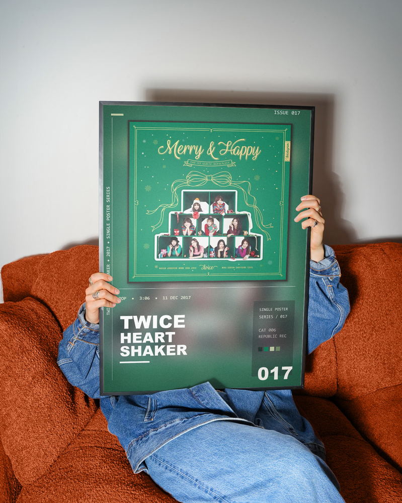 Music poster: TWICE - Heart Shaker
