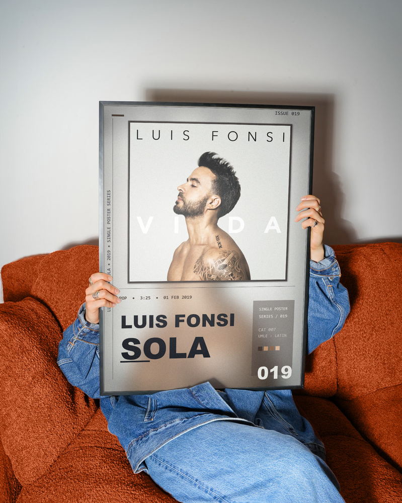 Music poster: Luis Fonsi - Sola