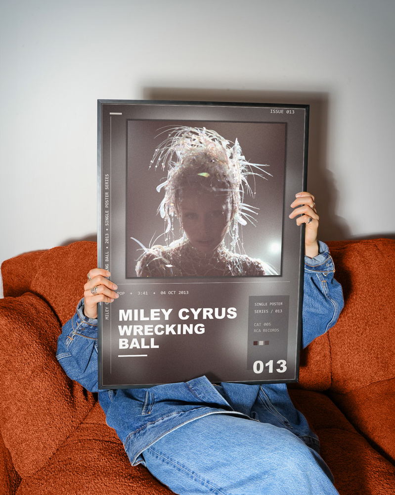 Music poster: Miley Cyrus - Wrecking Ball