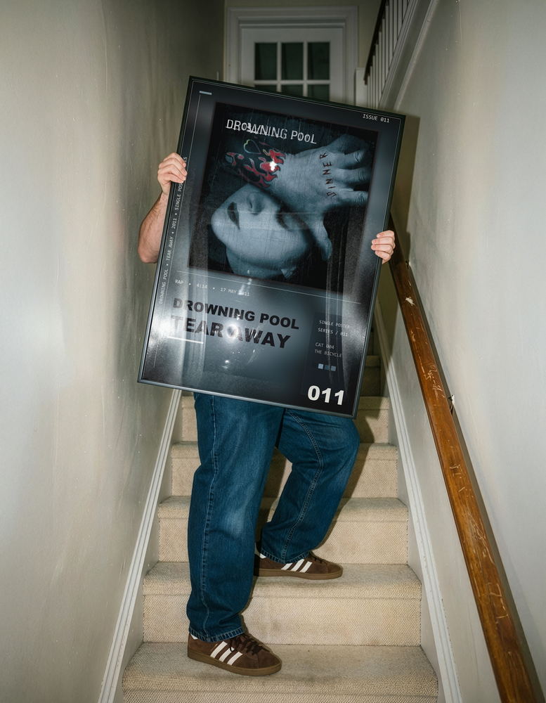 Music poster: Drowning Pool - Tear Away