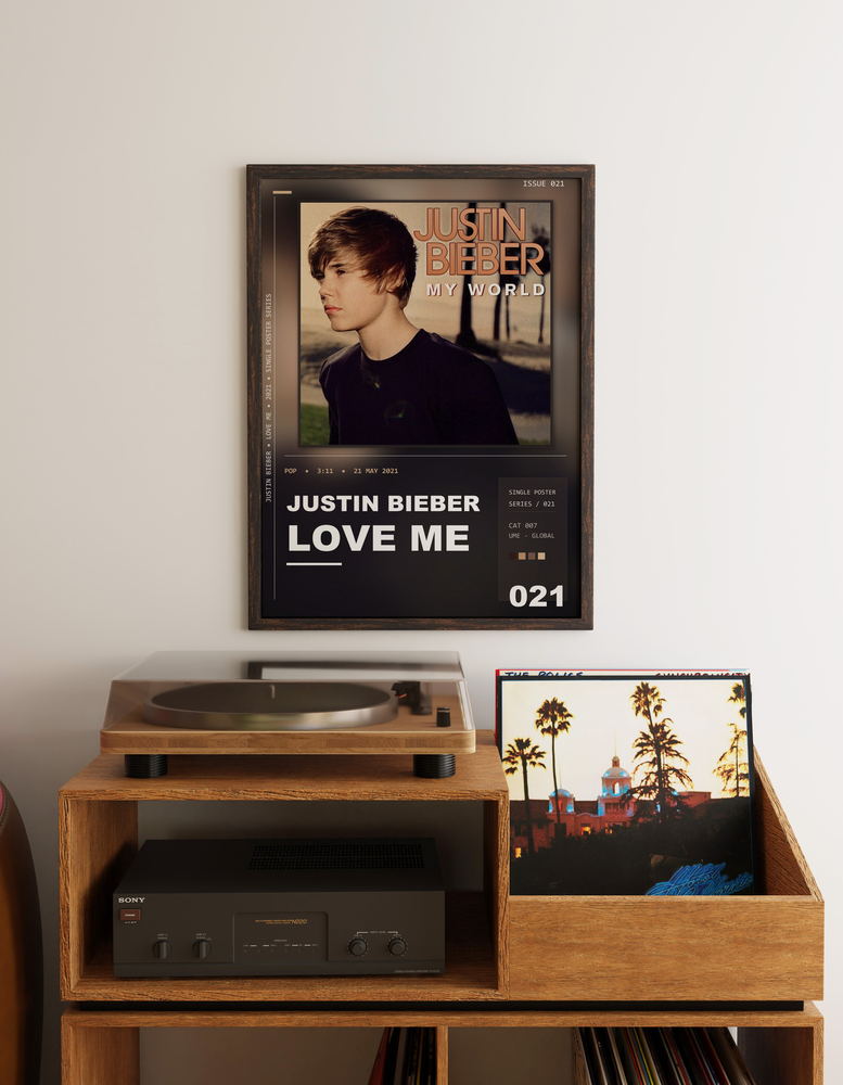 Music poster: Justin Bieber - Love Me