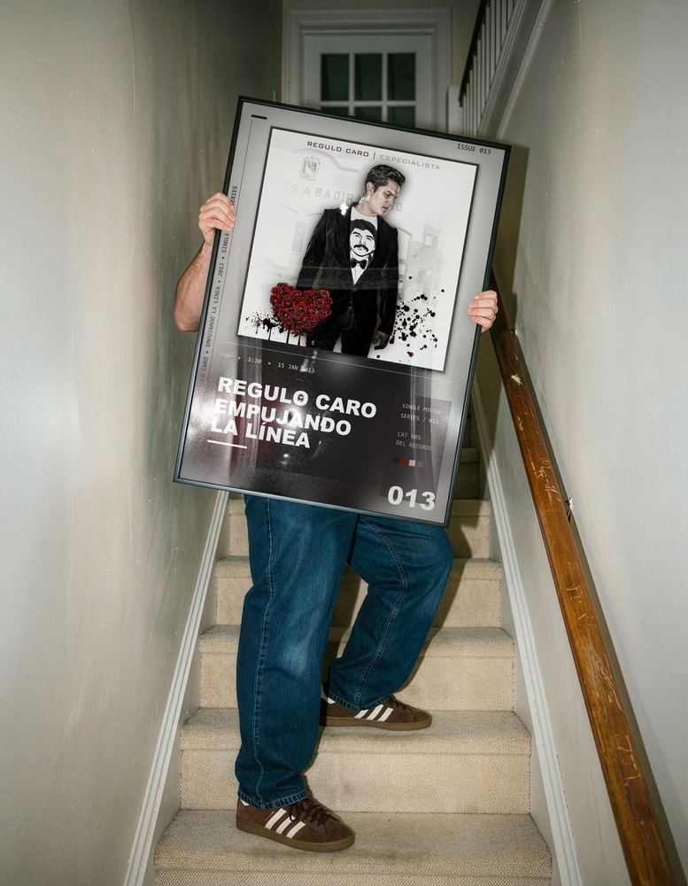 Music poster: Regulo Caro - Empujando la Línea