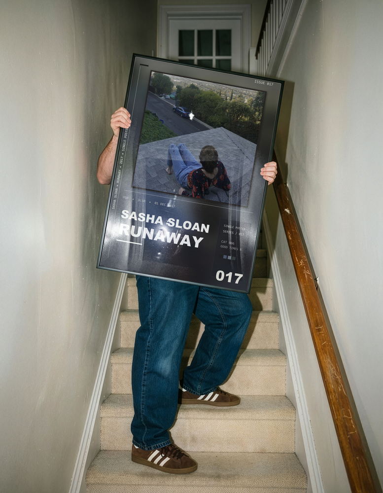 Music poster: Sasha Sloan - Runaway