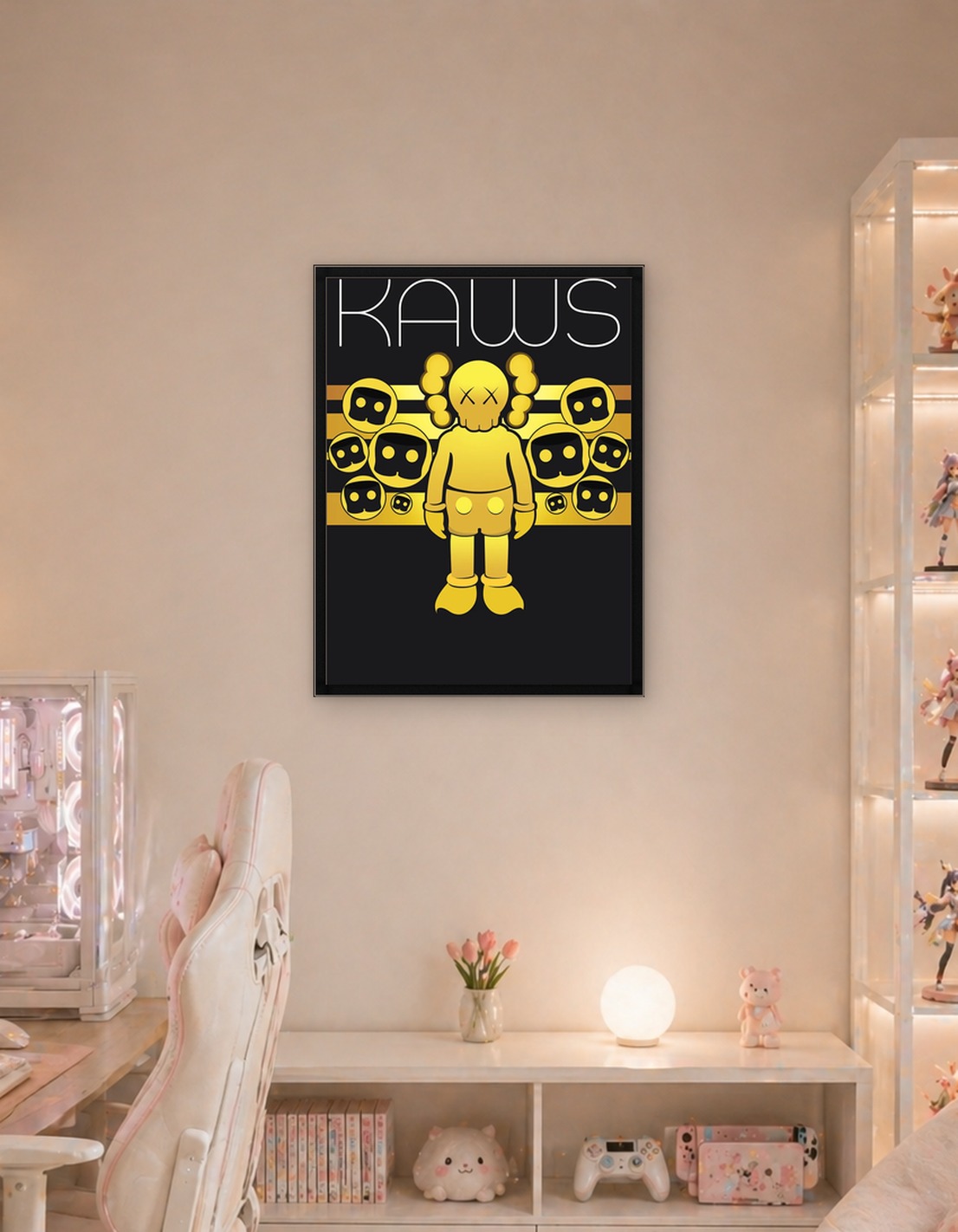 Золотой KAWS