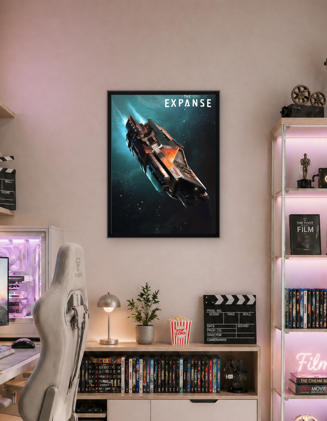 Космический корабль Експанжн в космосе