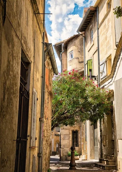 Arles