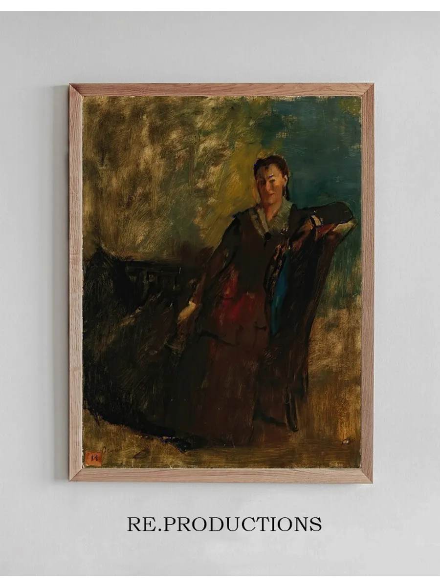 Femme Assise Sur Un Canap