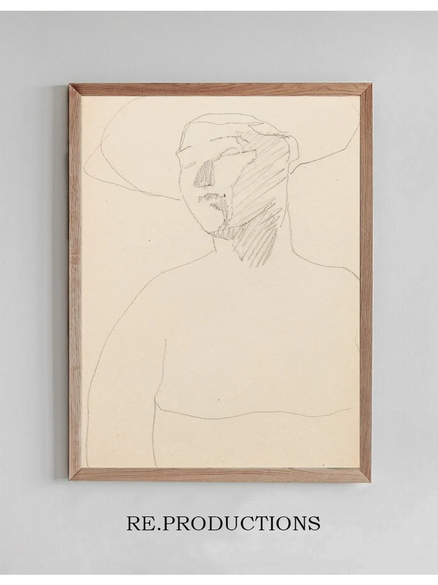 Femme de Trois Quarts Coiff E D Un Chapeau