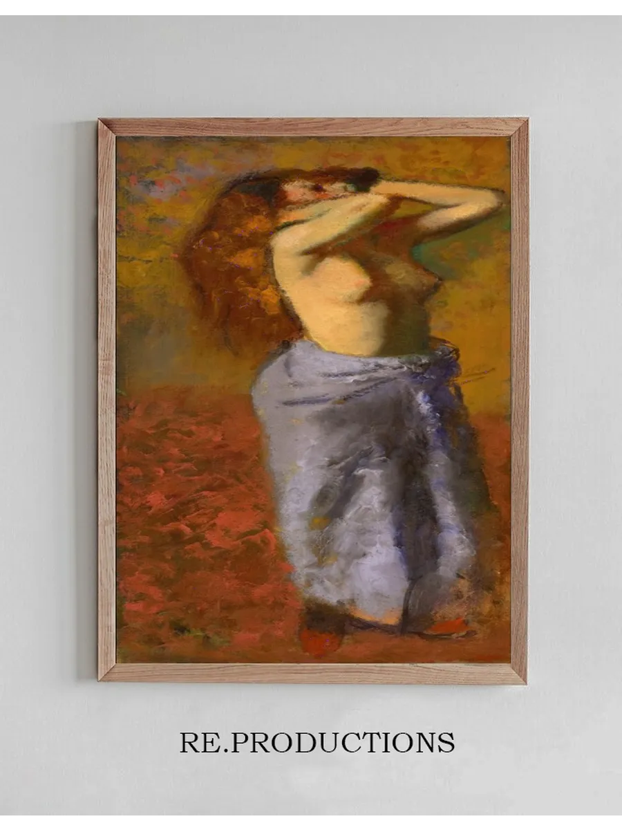 Femme En Peignoir Bleu le Torse D Couvert