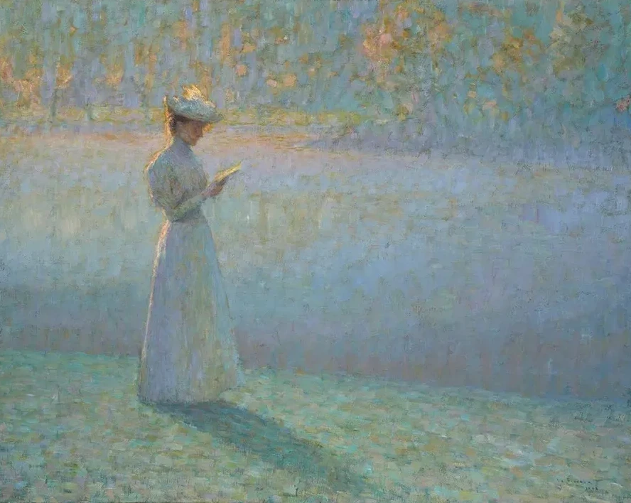 Femme Lisant Dans Un Paysage