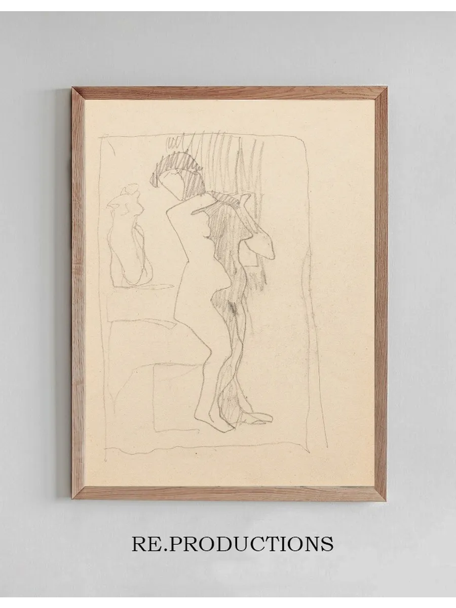 Femme Nue Debout de Trois Quarts Vers la Droite