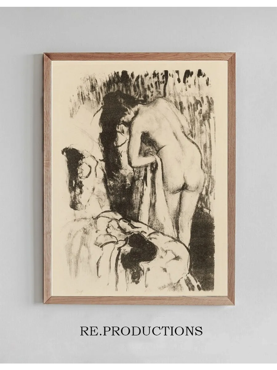 Femme Nue Debout Sa Toilette
