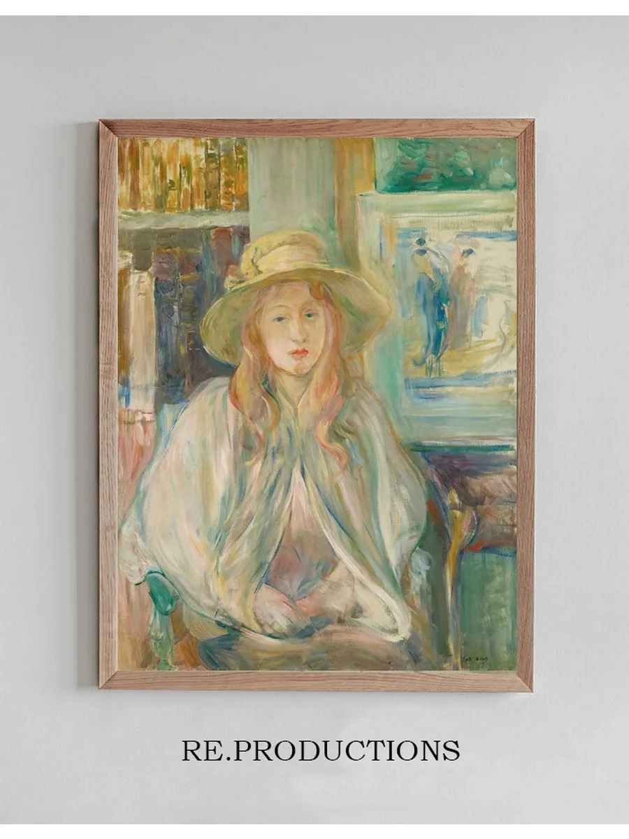 Fillette Au Chapeau De Paille