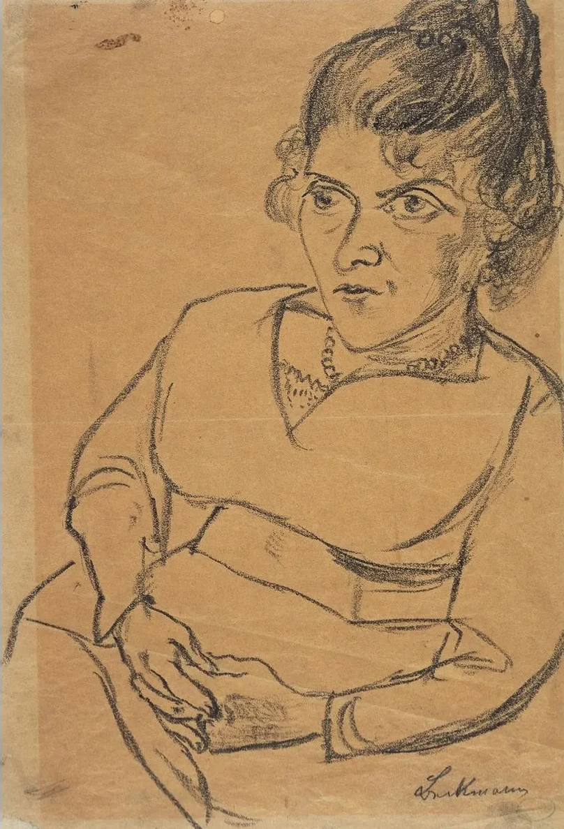 Fridel Battenberg, Halbfigur, Sitzend