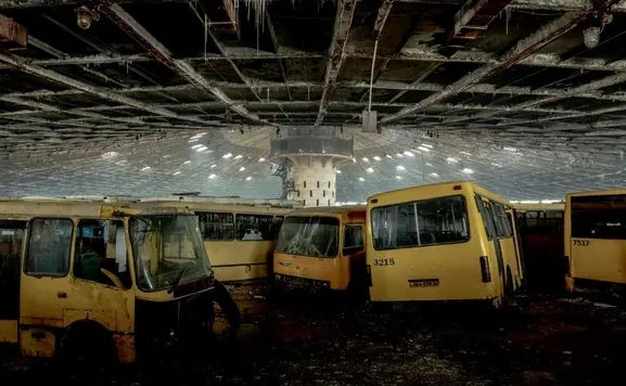 Garage No 7