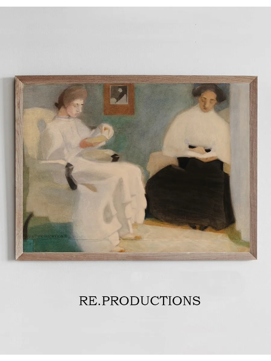 Girls Reading