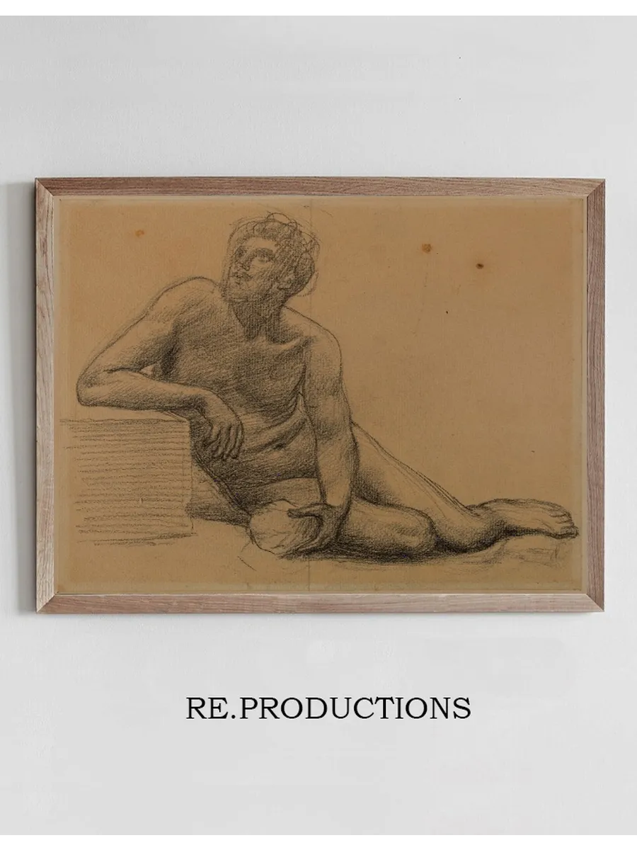 Homme Nu Assis Par Terre