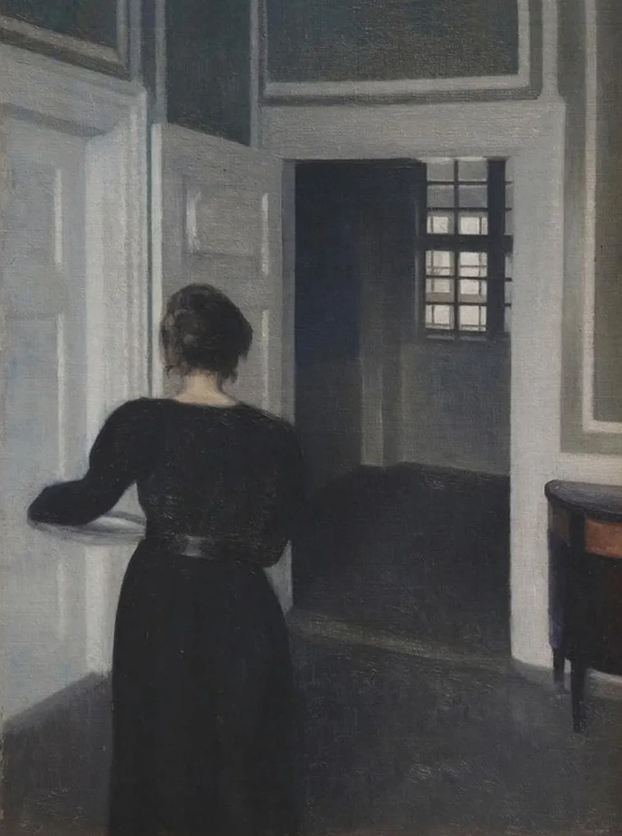 Ida In An Interior