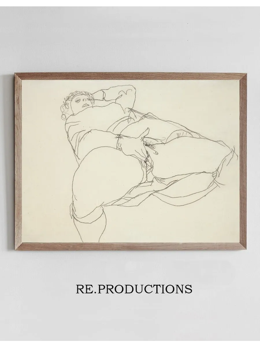 Onanierende Frau Mit Gespreizten Schenkeln (Masturbating Woman With Spread Thighs)