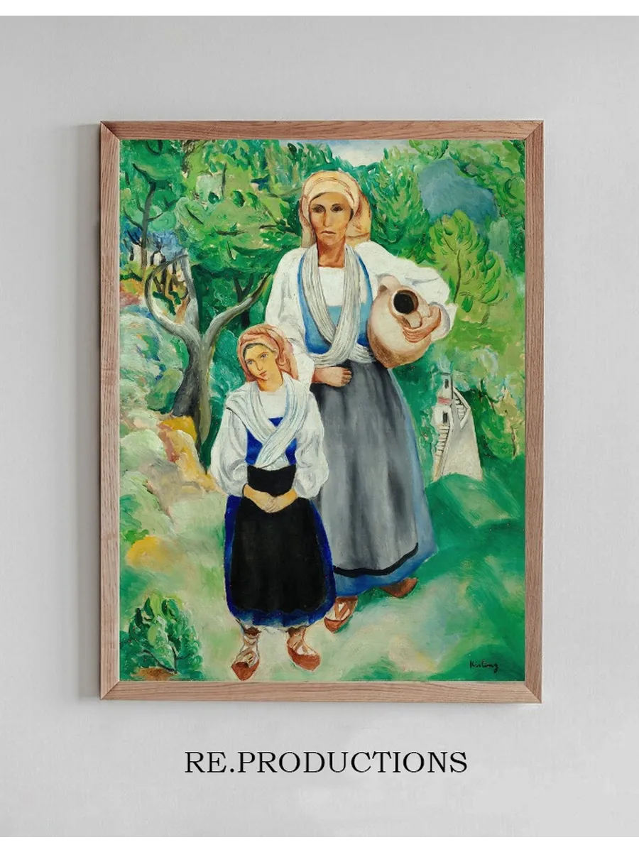 Paysannes En Costume Traditionnel