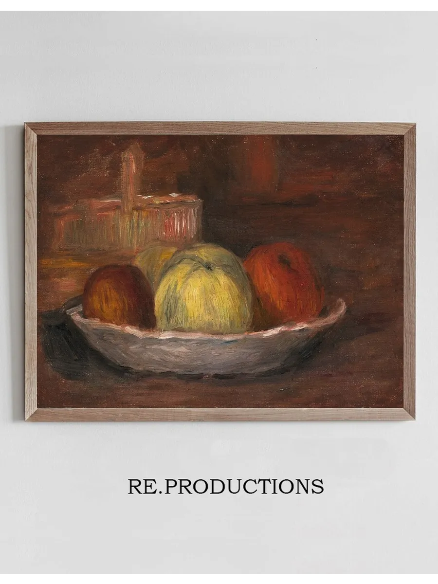Pommes Dans Un Plat et Panier