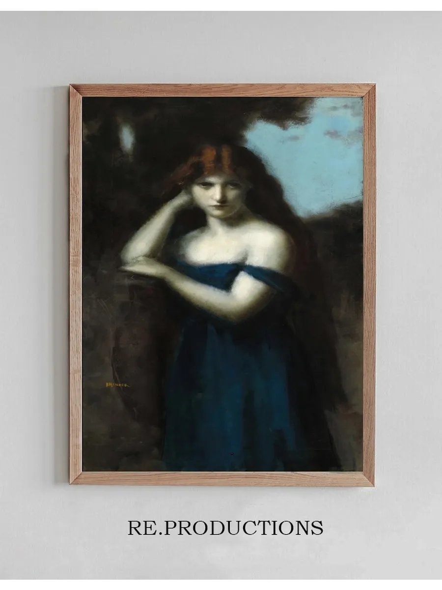 Standing Woman