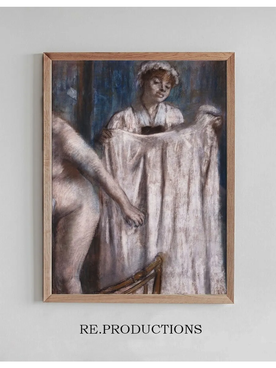 Toilette After the Bath