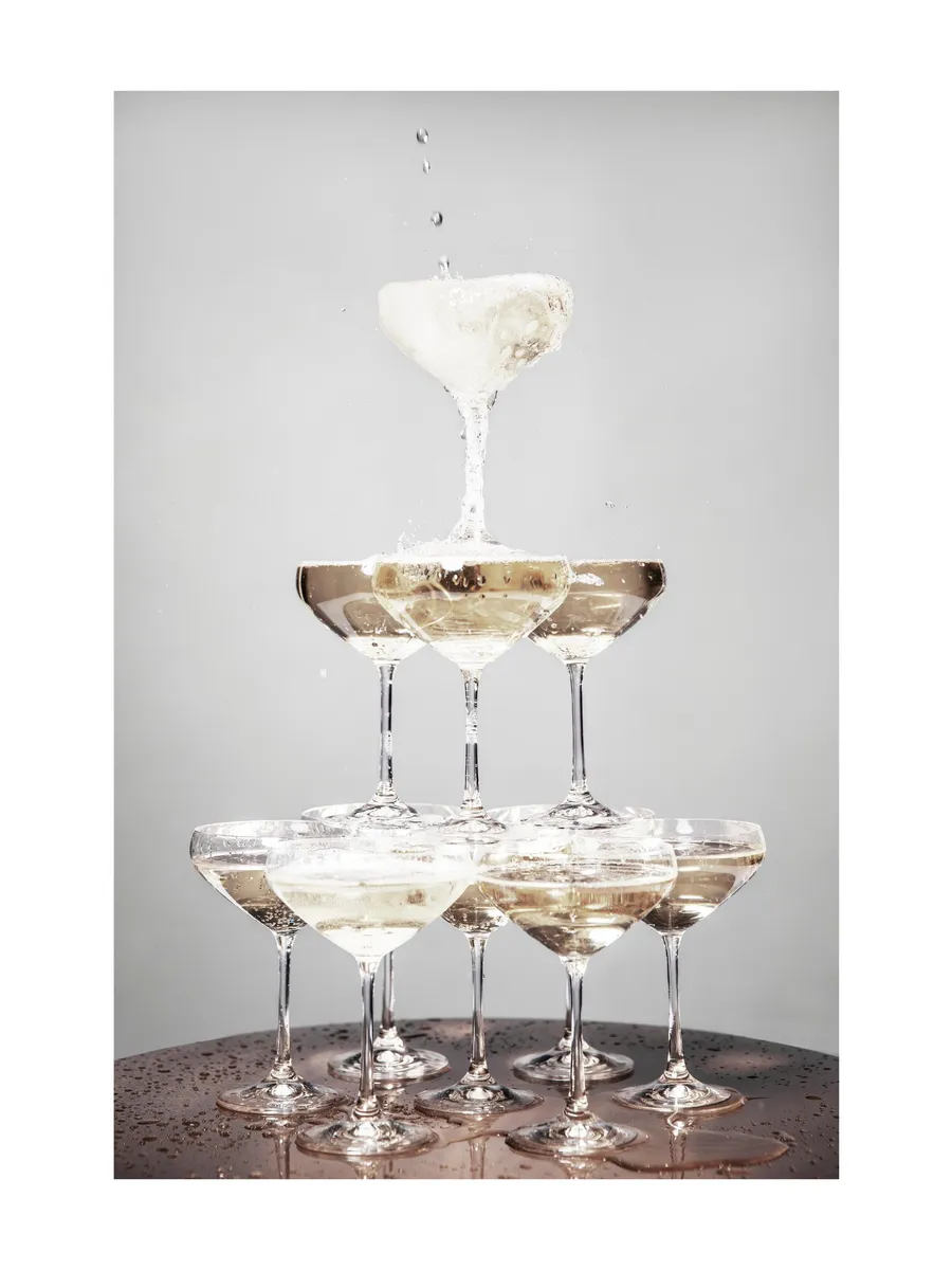 Champagne Pyramid