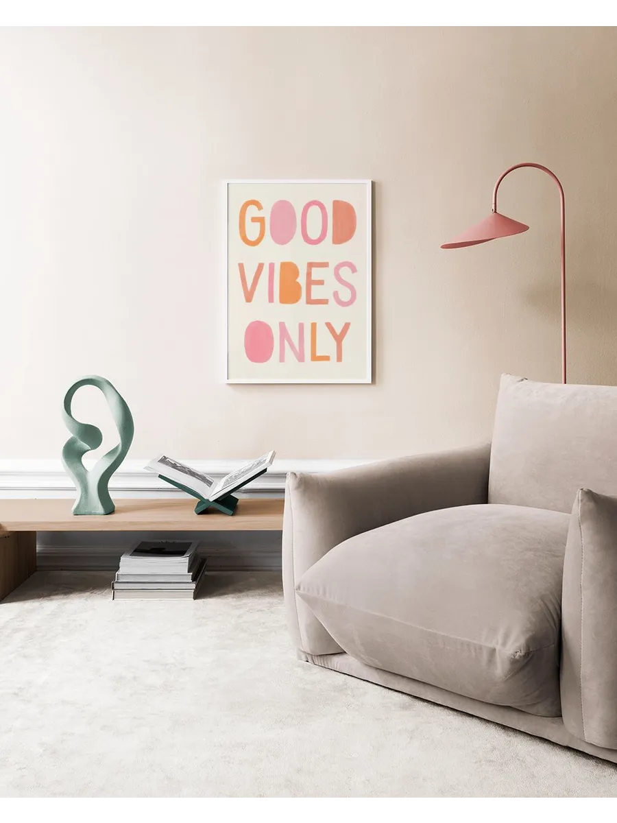 Good Vibes Typo