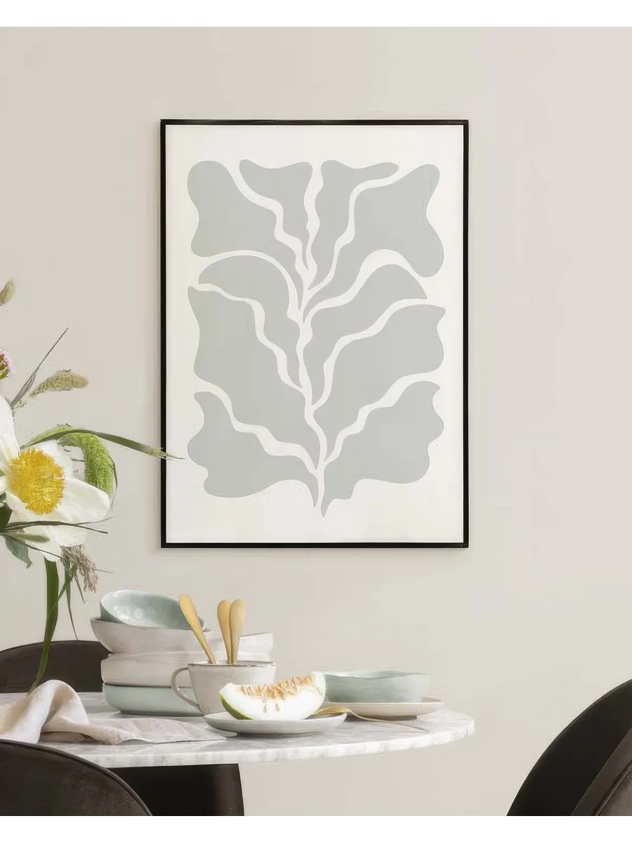 Graphic Green Leaf