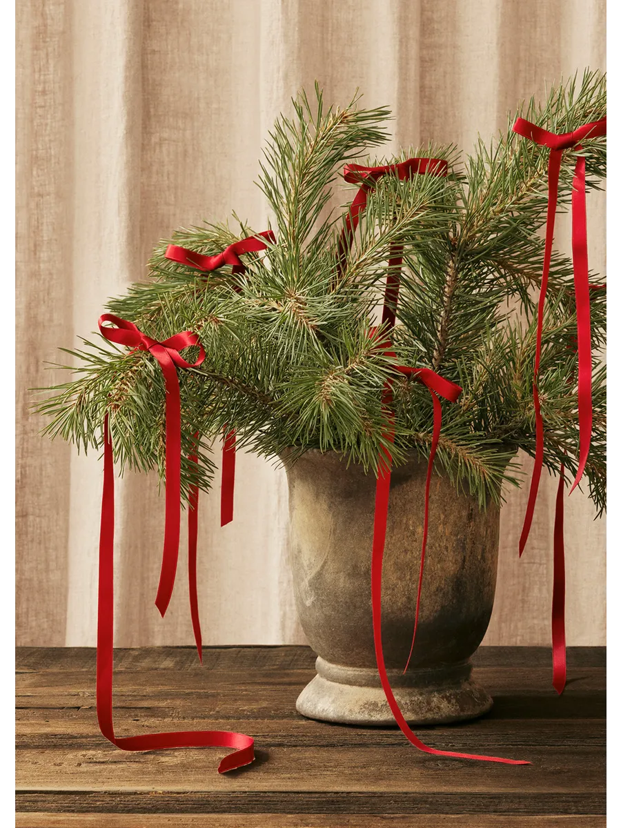 Yuletide Ribbons