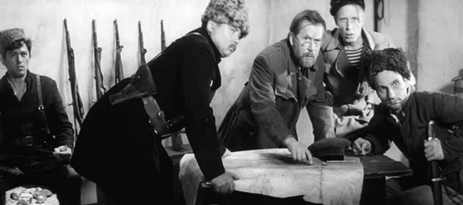 Фильм "Служили два товарища" глазами историка | Паблико