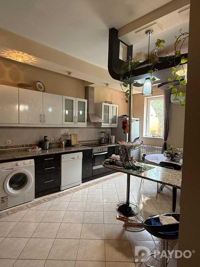 4-комн. • 8 этаж • 170.0 м² • Кароболо
