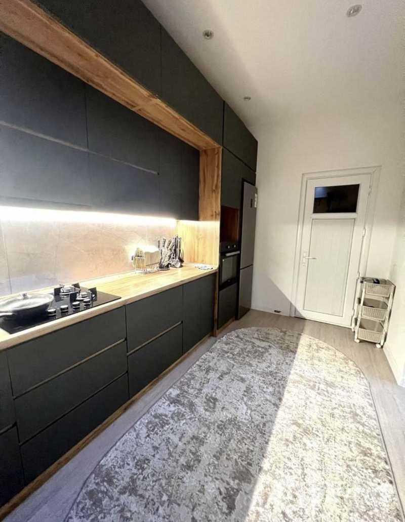 4-комн. • 9 этаж • 200.0 м² • Кароболо