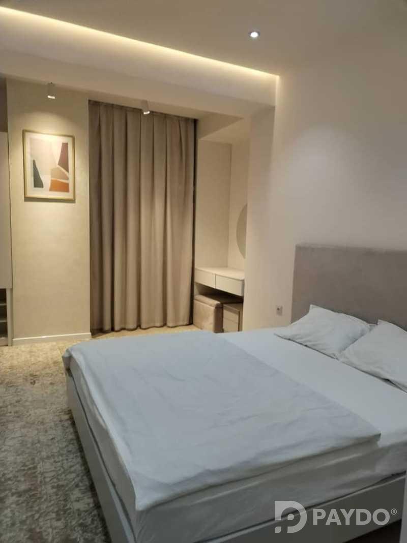 4-комн. • 8 этаж • 200.0 м² • Кароболо