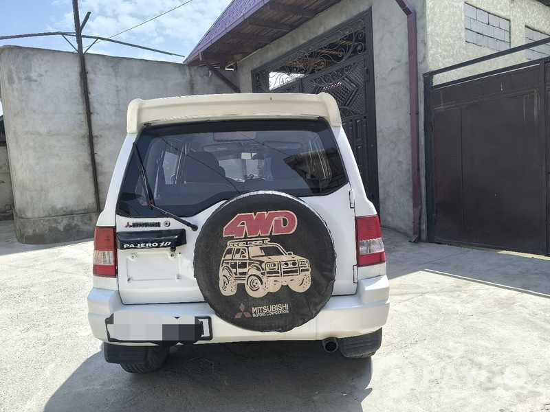 Mitsubishi Pajero iO • 1999 y • 1.8 l • Automatic • SUV • All-wheel • Petrol
